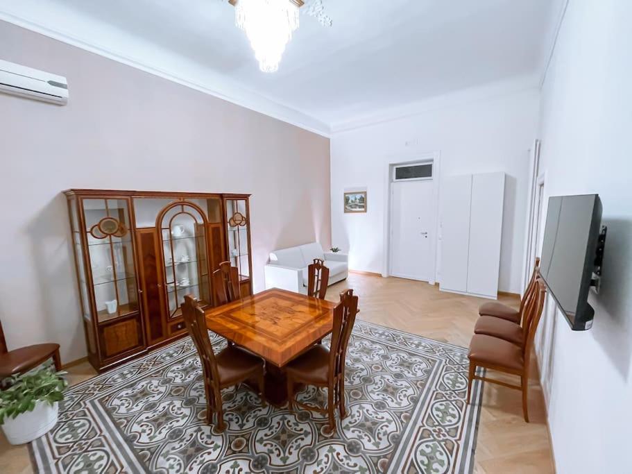 Luxury Bnb Dedeo Lägenhet Bari Exteriör bild