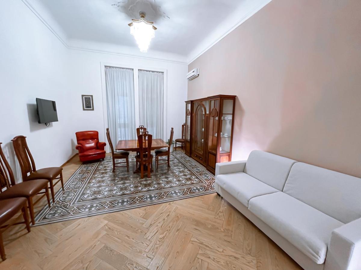 Luxury Bnb Dedeo Lägenhet Bari Exteriör bild